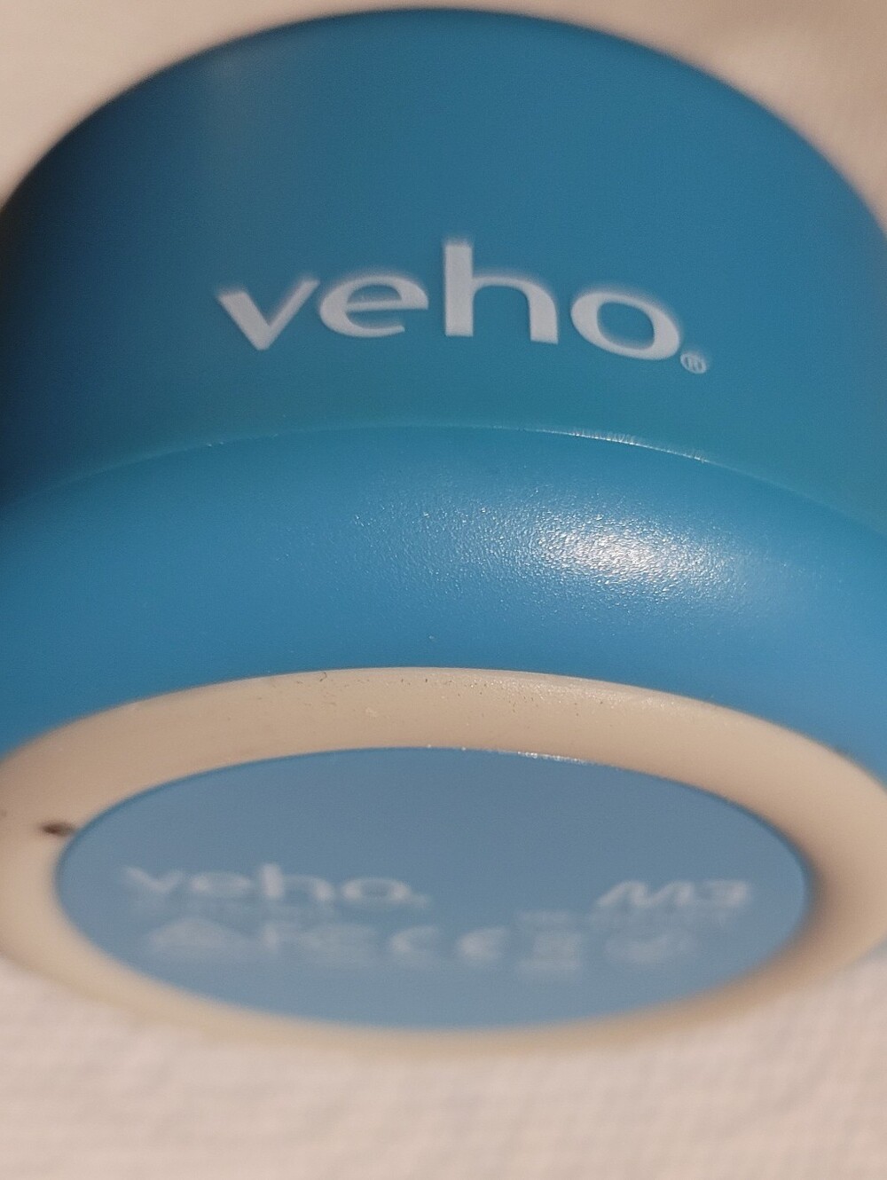 Veho M3 Portable Wireless Speaker - Bright Blue - Picture 3 of 5